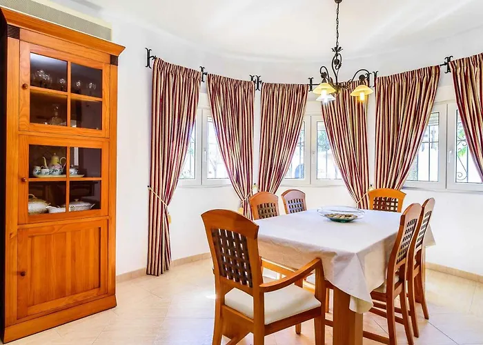 Barclay * إِستيبونا